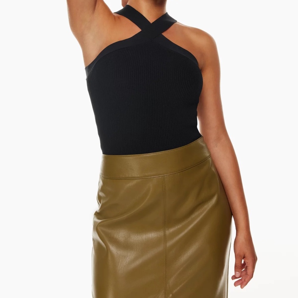 Brand new Babaton Sculpt Knit Criss Cross Tank